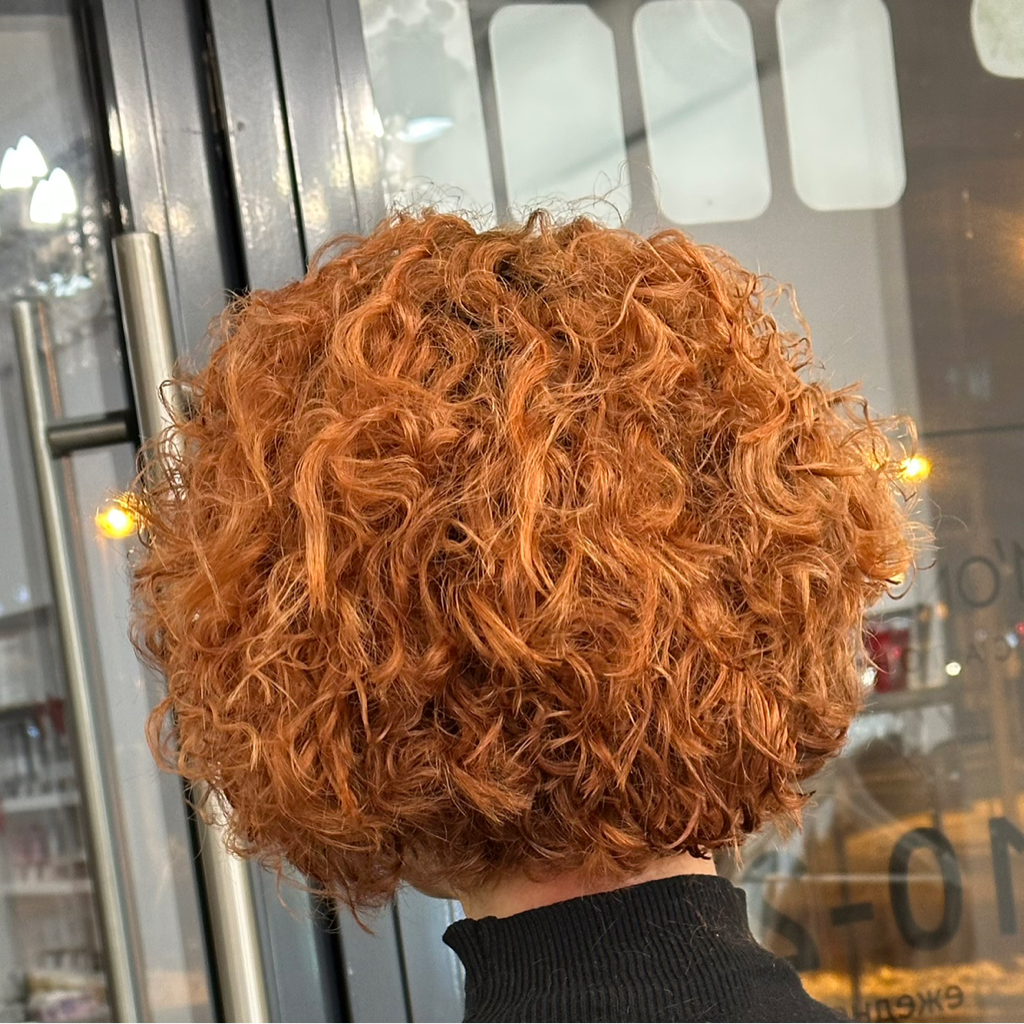 Женская биозавивка волос (короткие волосы)