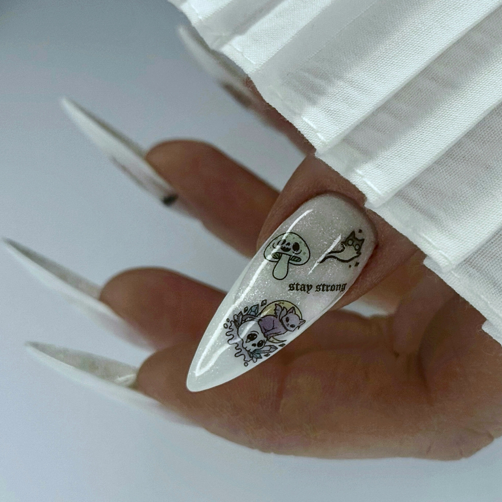 Наращивание ногтей