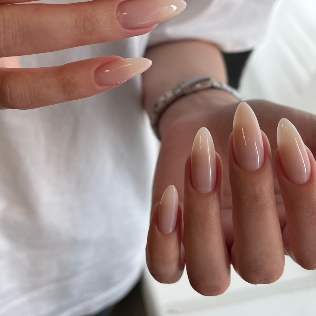 Снятие маникюр покрытие с гелевым укреплением