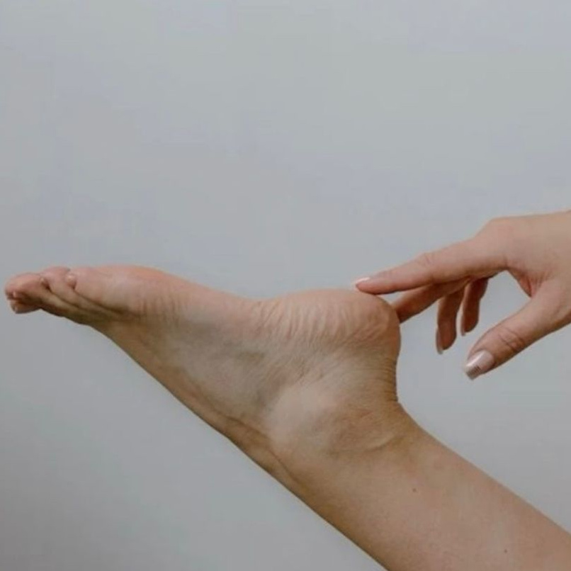 Дисковый педикюр,без покрытия (обработка стопы  + пальчики)