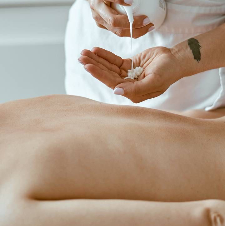 Массаж спины + ноги