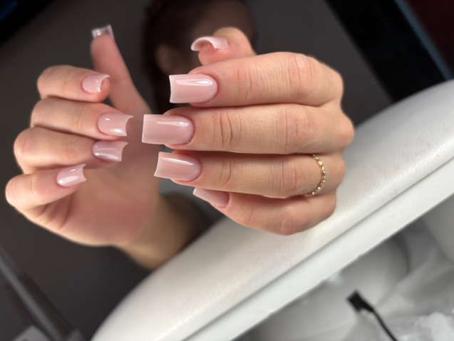 Наращивание ногтей от 1 до 3