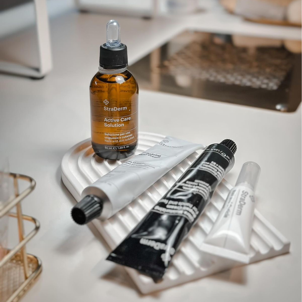 Маникюр лечебный StraDerm (кислородные капли, лечебное покрытие Nail barrier, гель для кутикулы, восстанавливающий крем для рук)