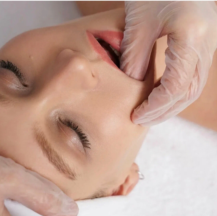 Буккальный массаж лица