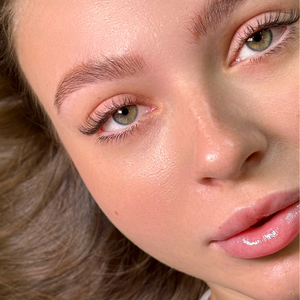 Наращивание нижних ресниц