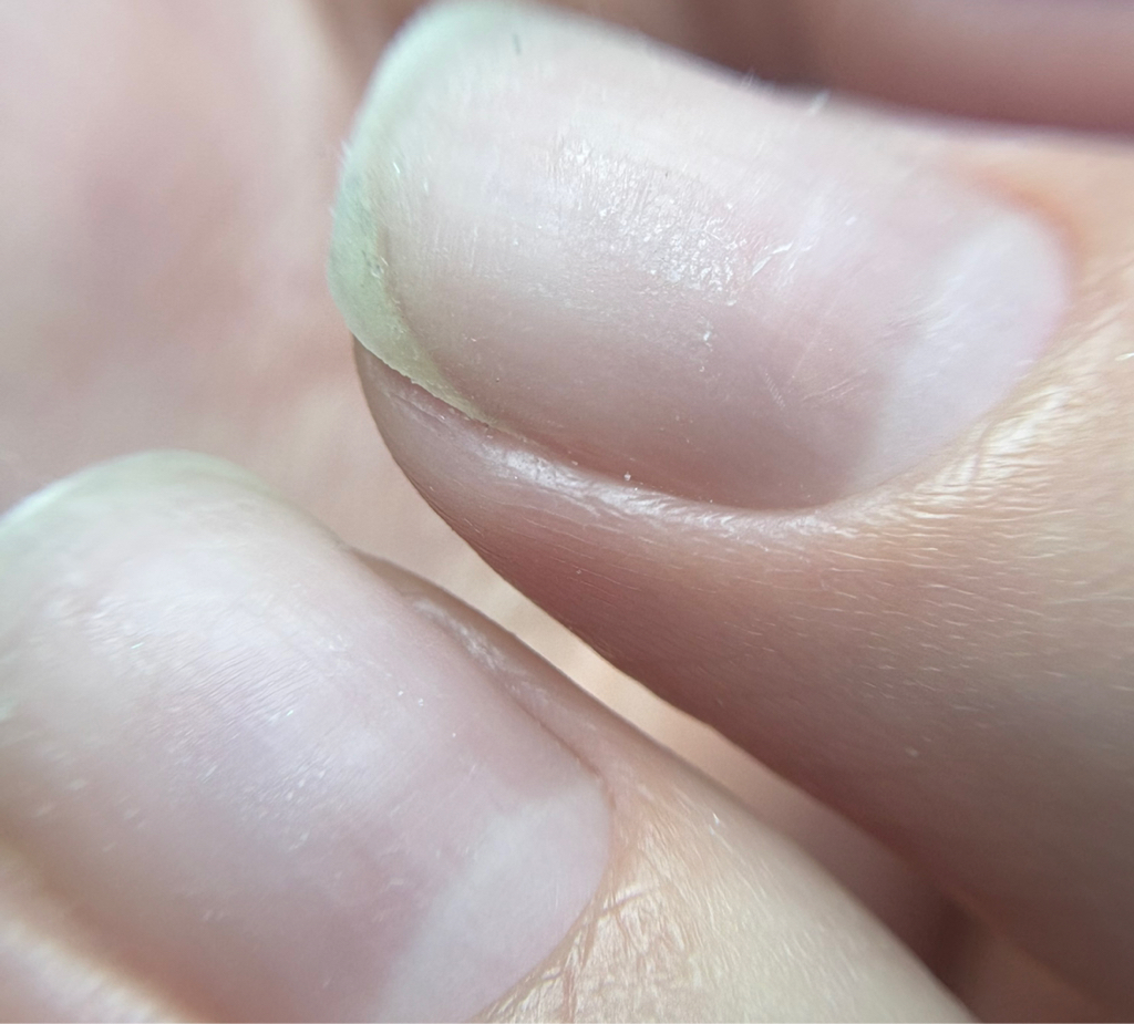 Маникюр без покрытия