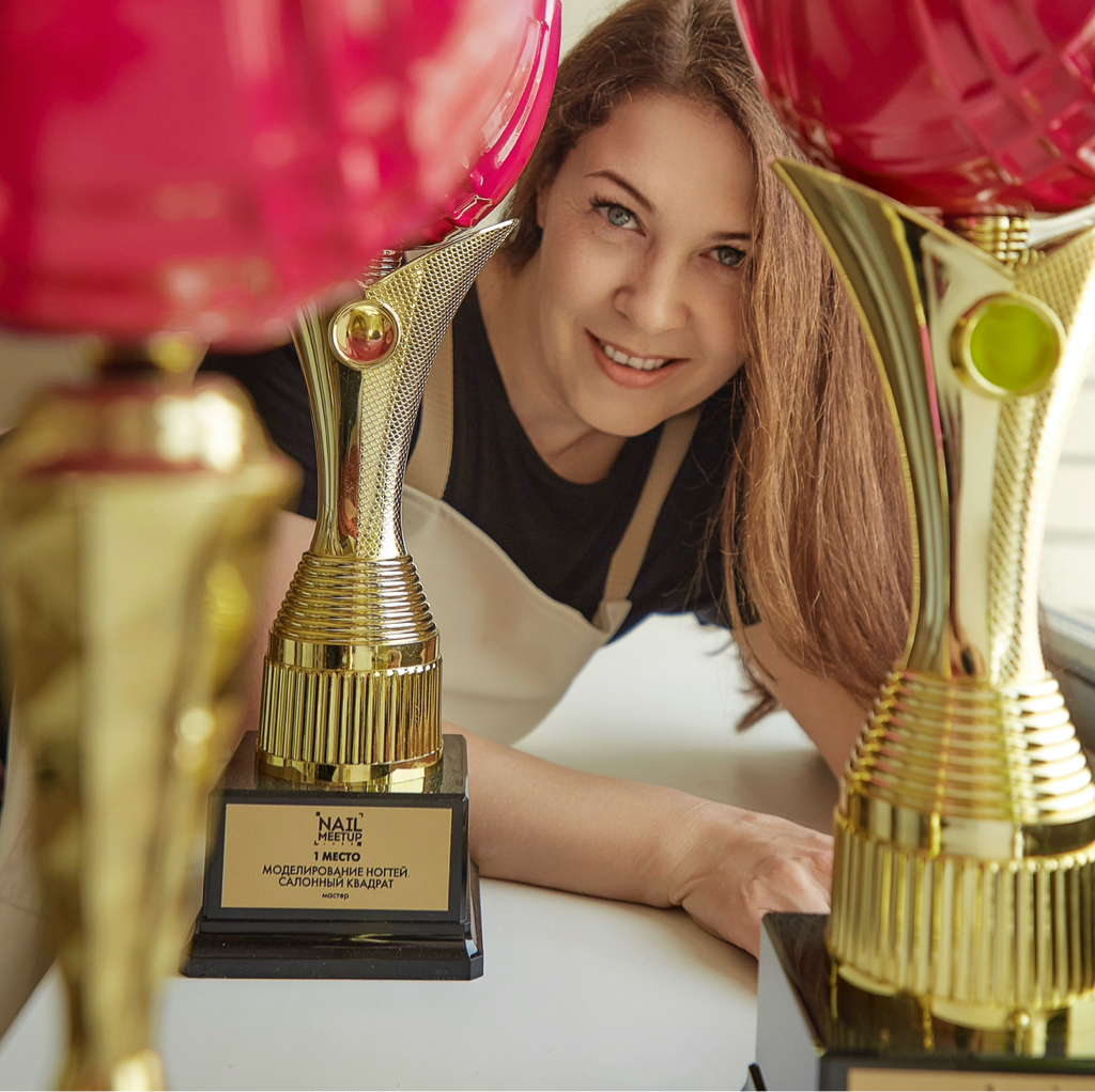 Мастер ногтевого сервиса Татьяна Ланге