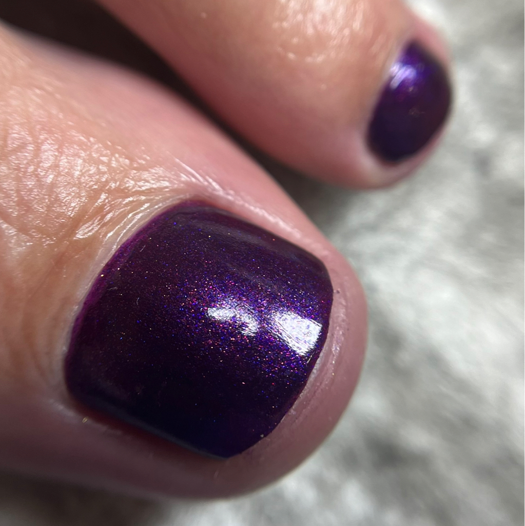 Аппаратный педикюр + покрытие лак/пленки