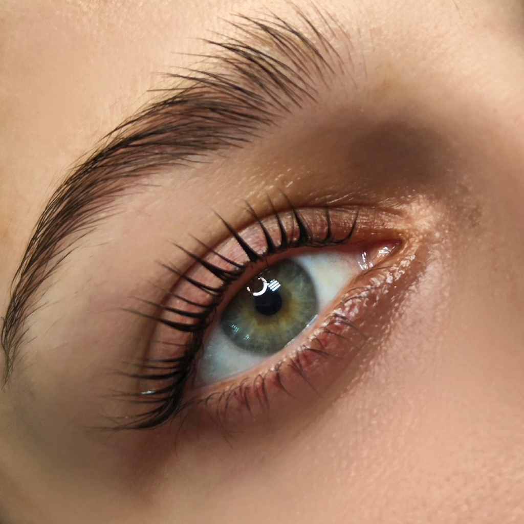 Ламинирование ресниц