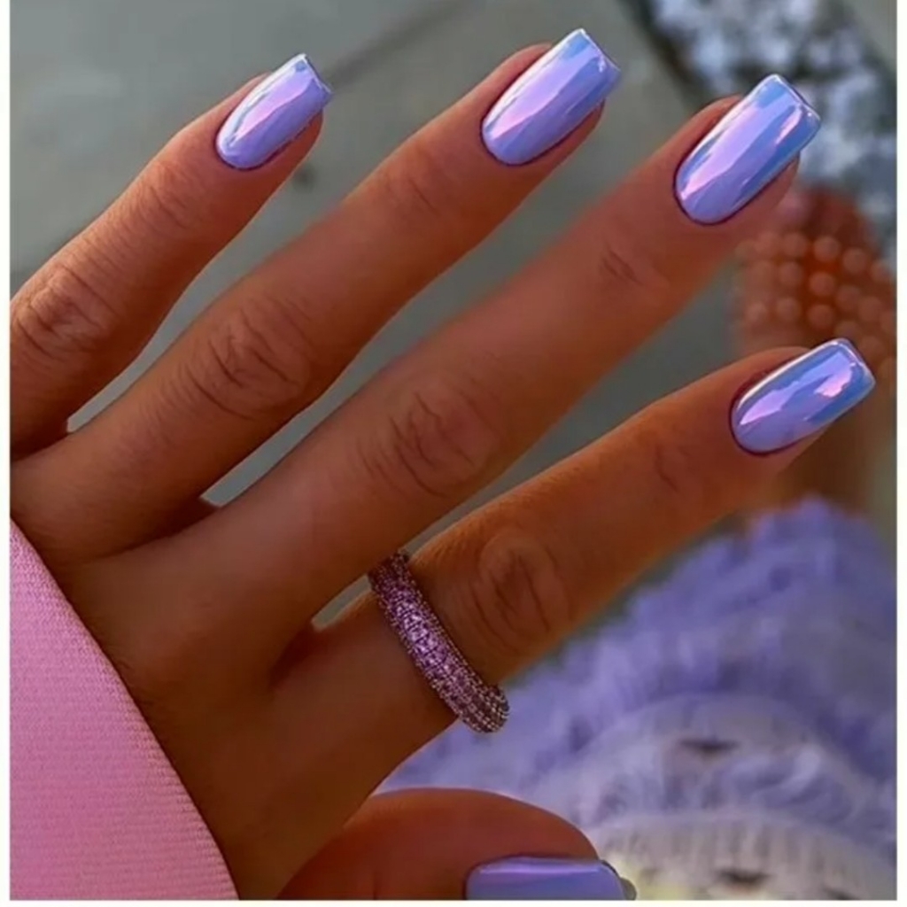 Маникюр с выравниванием базой