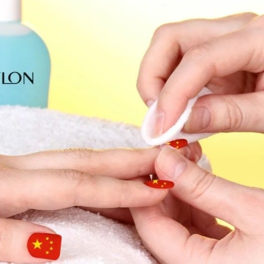 Снятие обычного лака