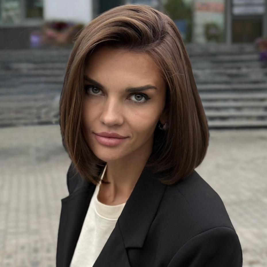 Шакола Елена