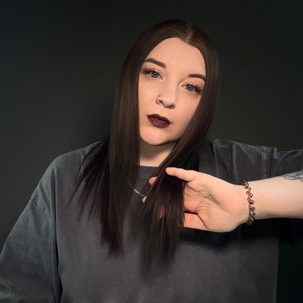 Алина