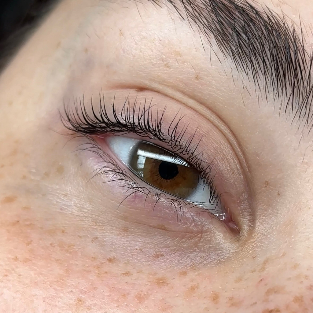 Ламинирование ресниц