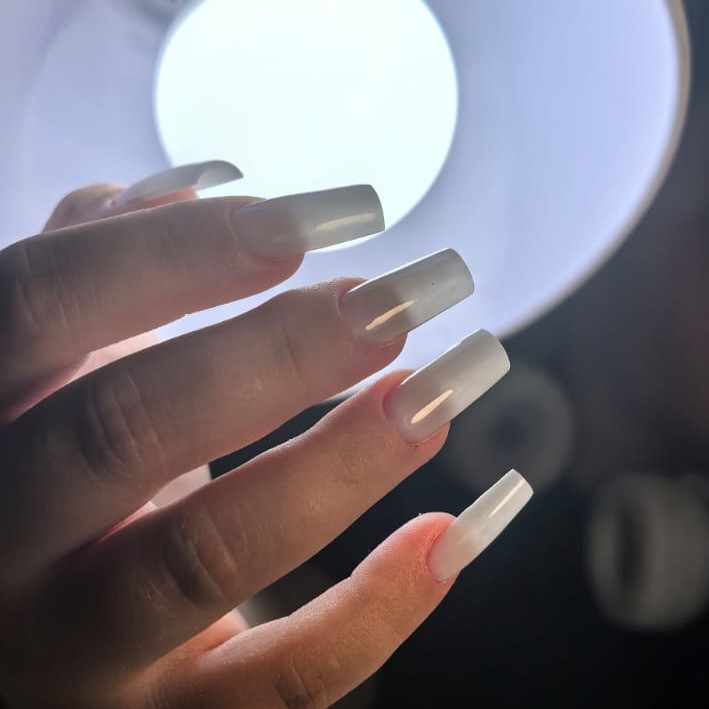 Наращивание ногтей
короткие 2000
средняя 2200
экстремальная 2500