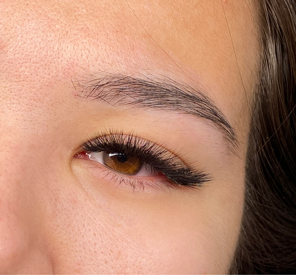 Наращивание ресниц 3,5D