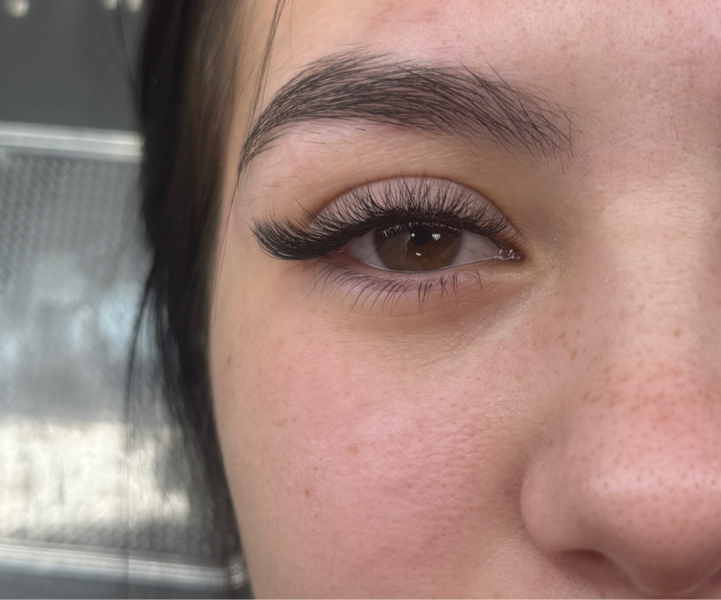 Наращивание ресниц 1,5D