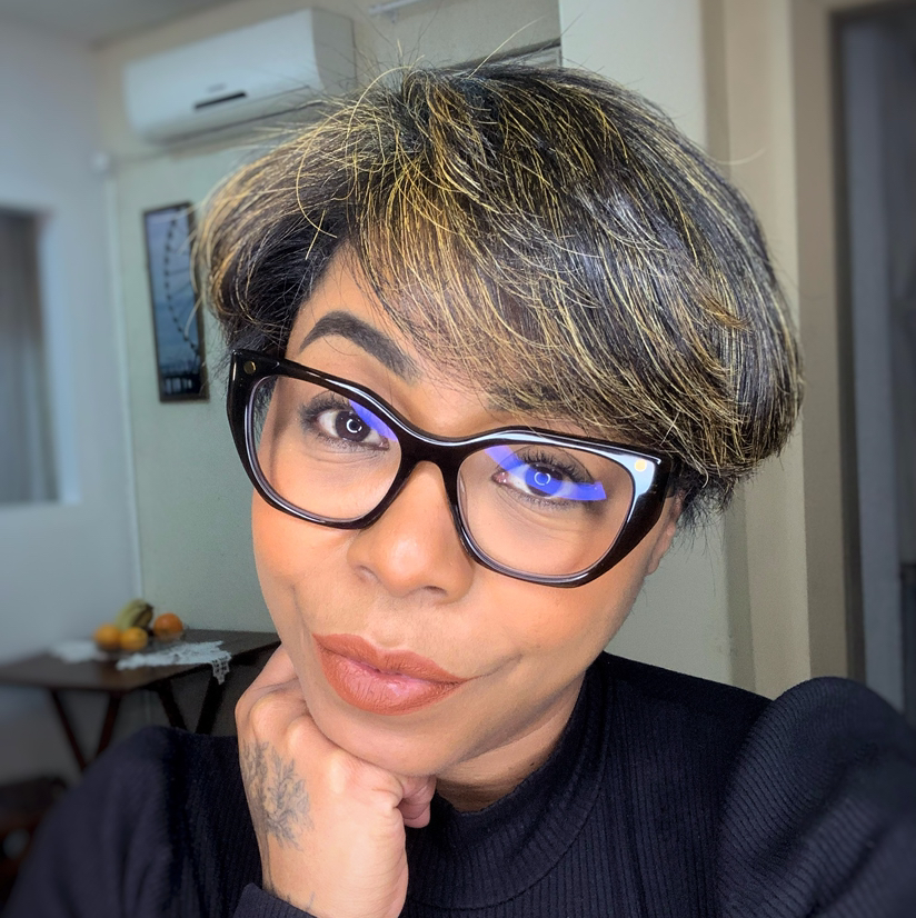 Maquiadora Jaqueline Pena