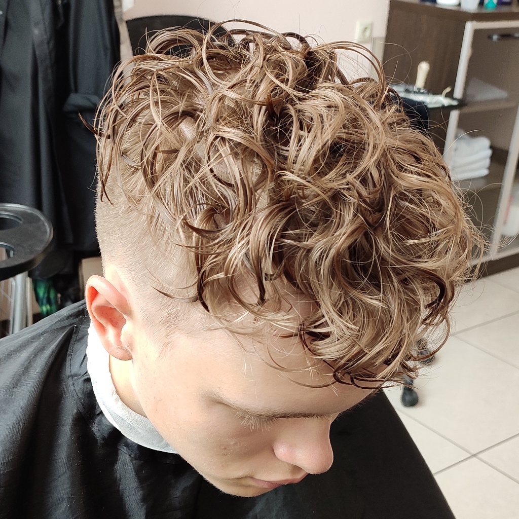 Биозавивка мужская