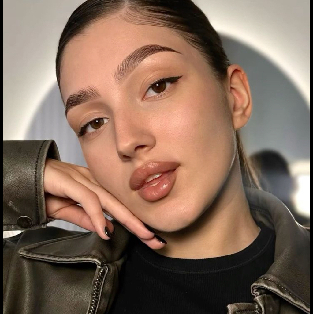 Долговременная укладка бровей + коррекция (без окрашивания)