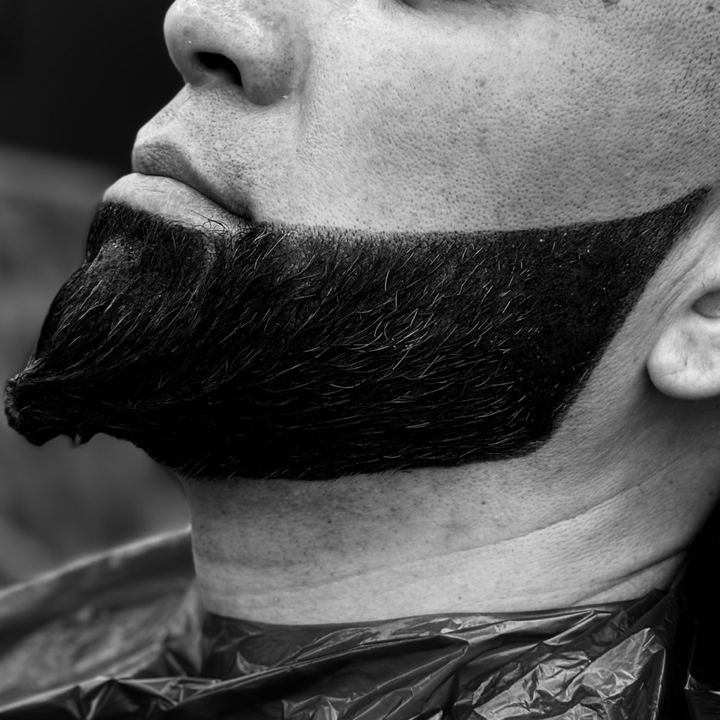 Тонирование волос или бороды