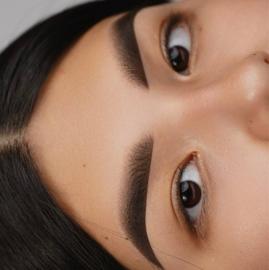 Перманент бровей