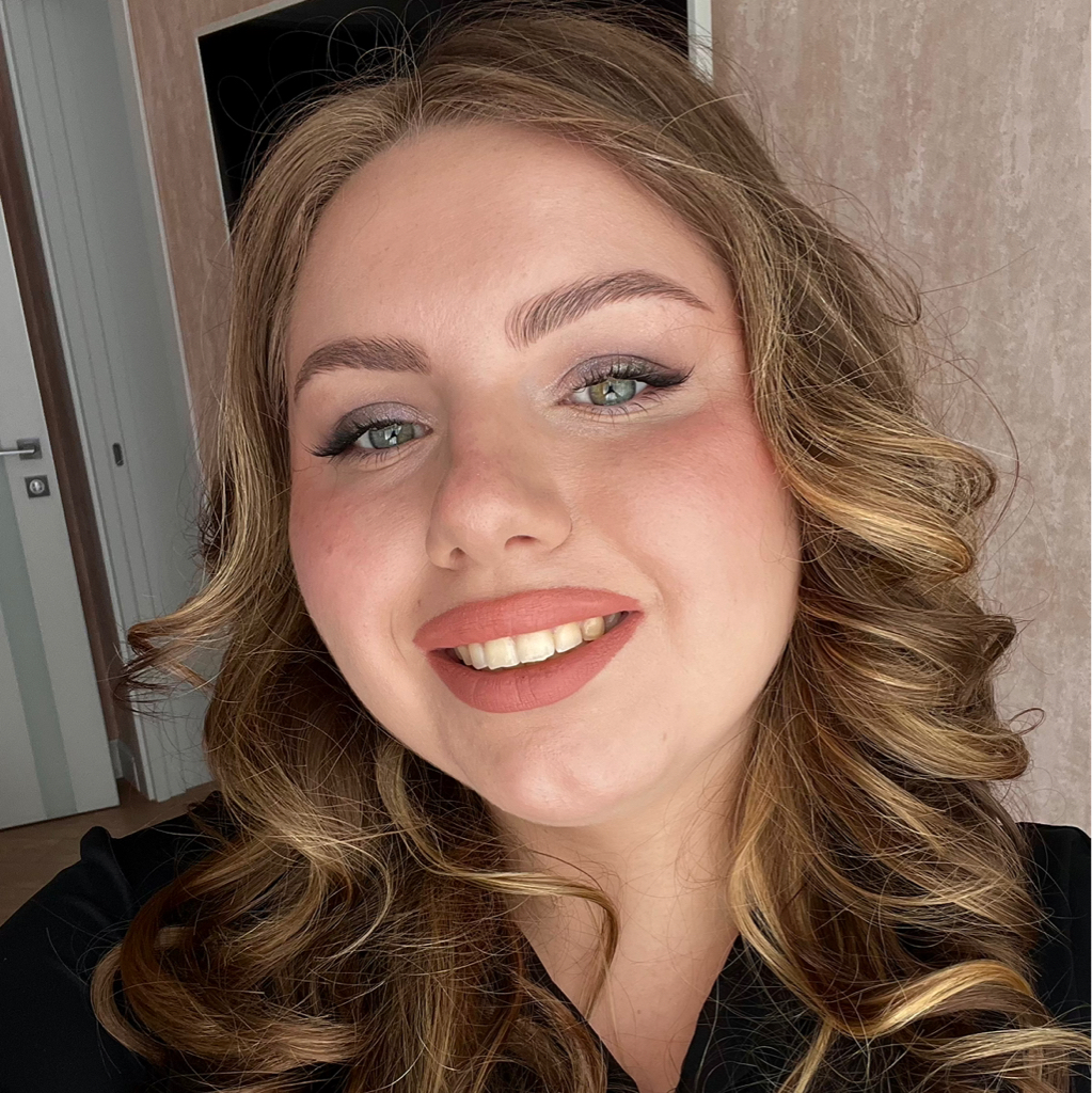 Костоломова Екатерина