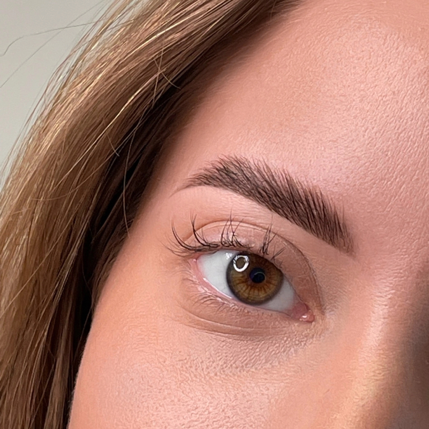 Долговременная укладка бровей