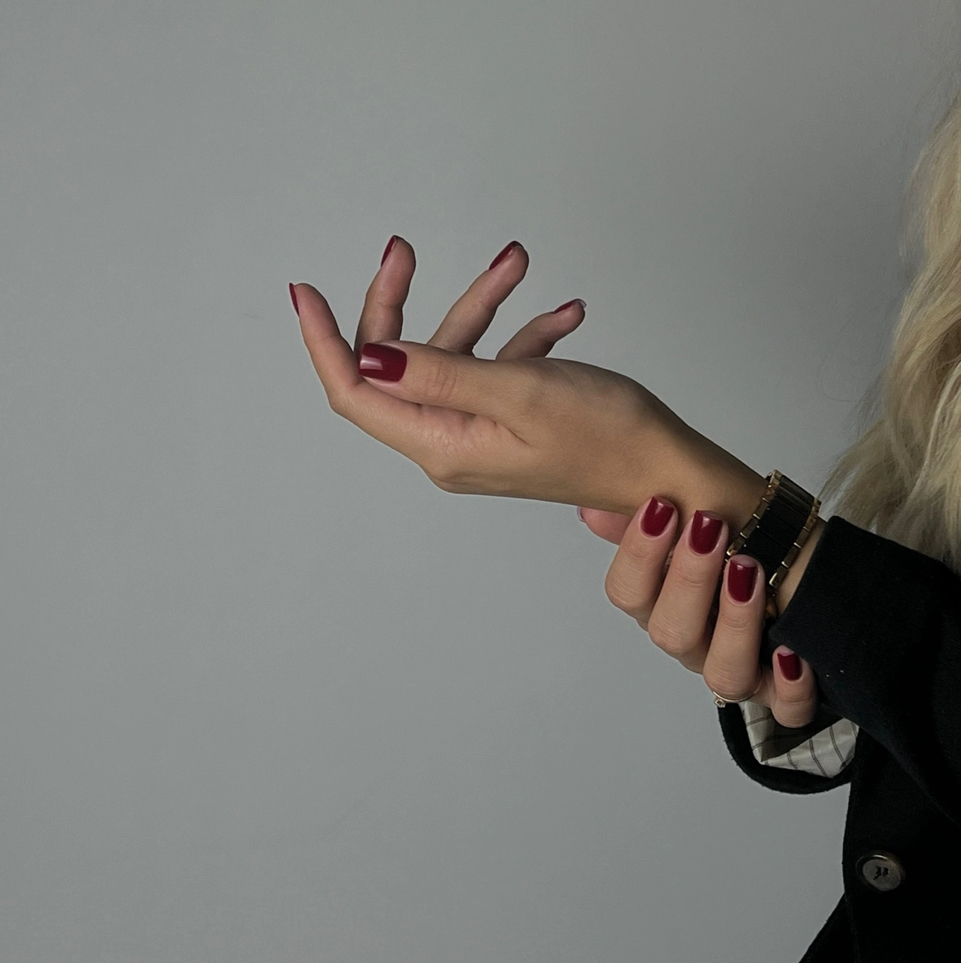 МАНИКЮР С ПОКРЫТИЕМ «КОМПЛЕКС»