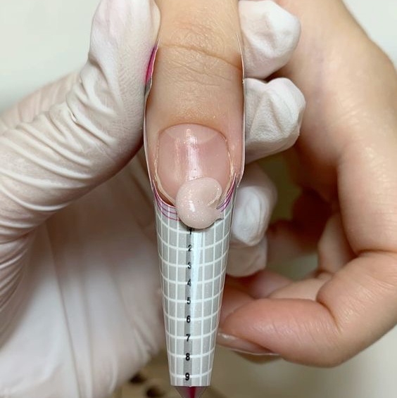 Ремонт/наращивание ногтя