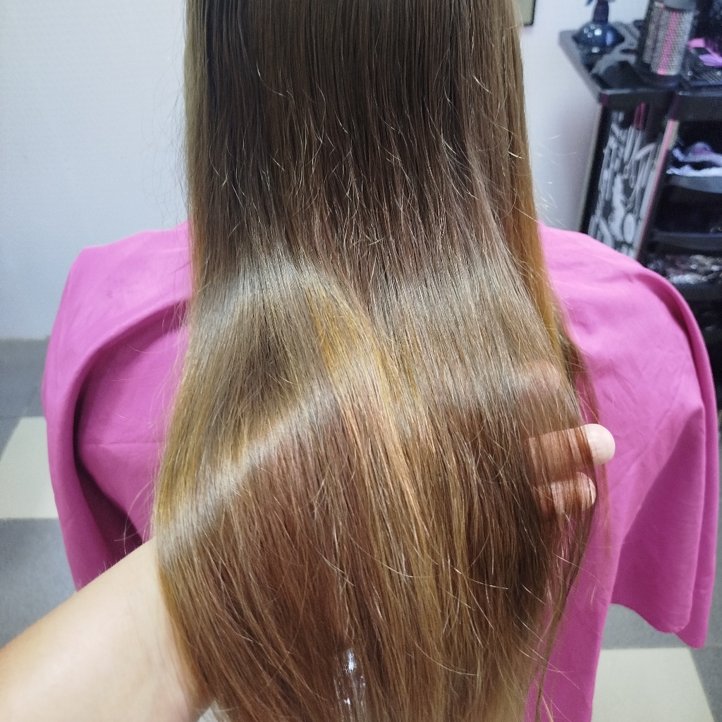 КЕРАТИНОВОЕ ВЫПРЯМЛЕНИЕ