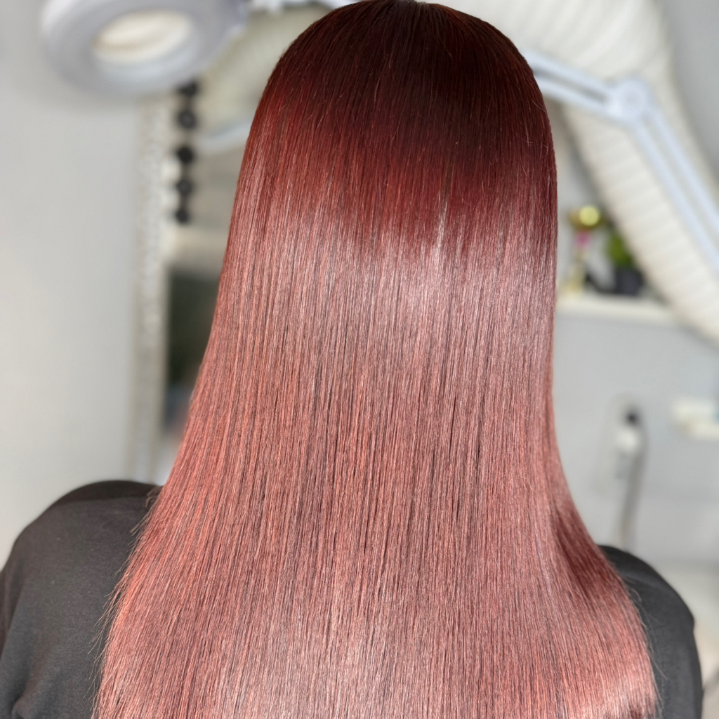 Окрашивание в 1 тон+холодный ботокс (или sрa-уход)