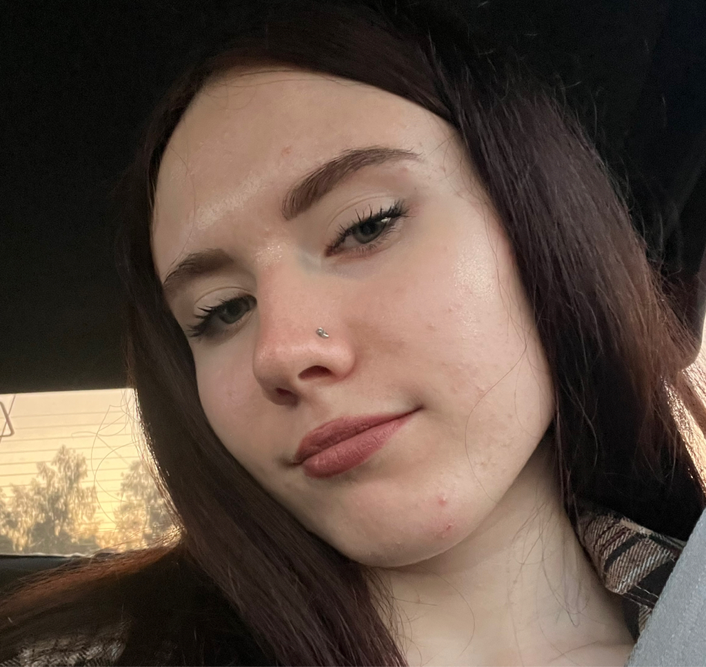 Полина