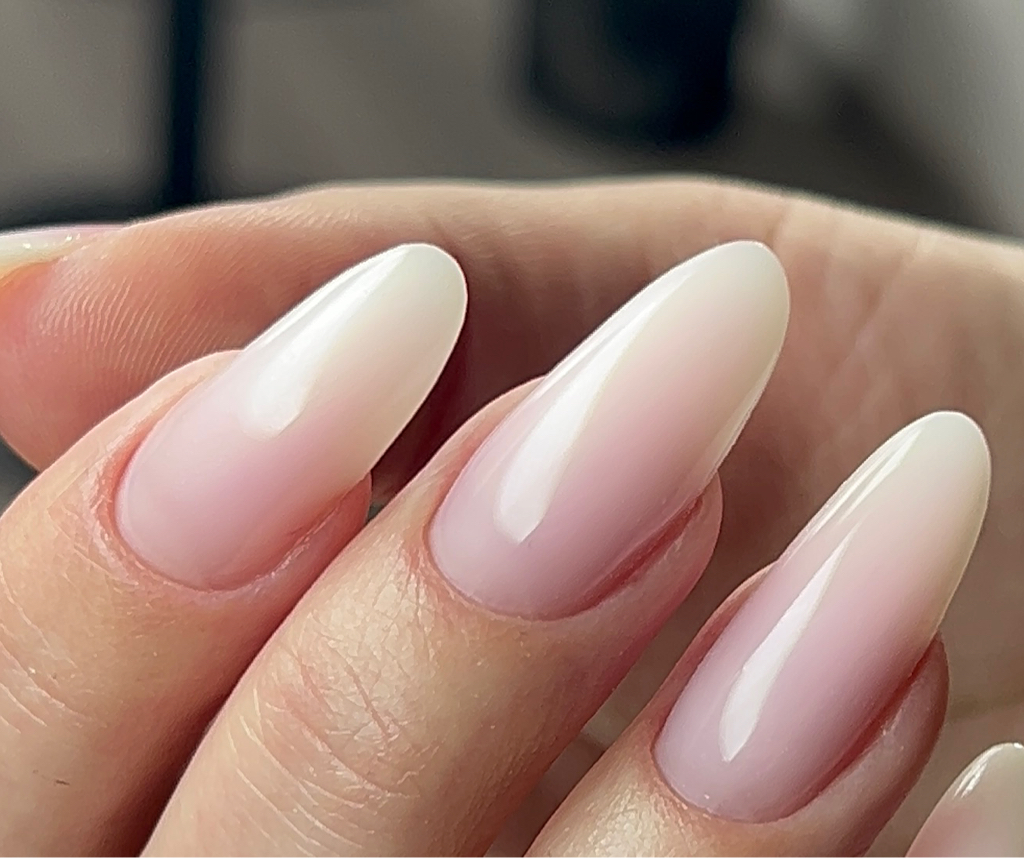 Наращивание, поднятие клюющего  (до наращивание ногтя, при выполнения маникюра и покрытия)