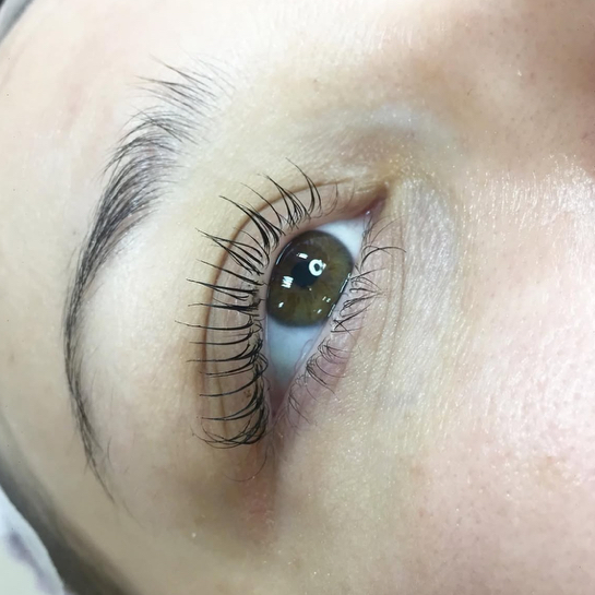 Ламинирование ресниц