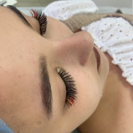 Наращивание ресниц 3d