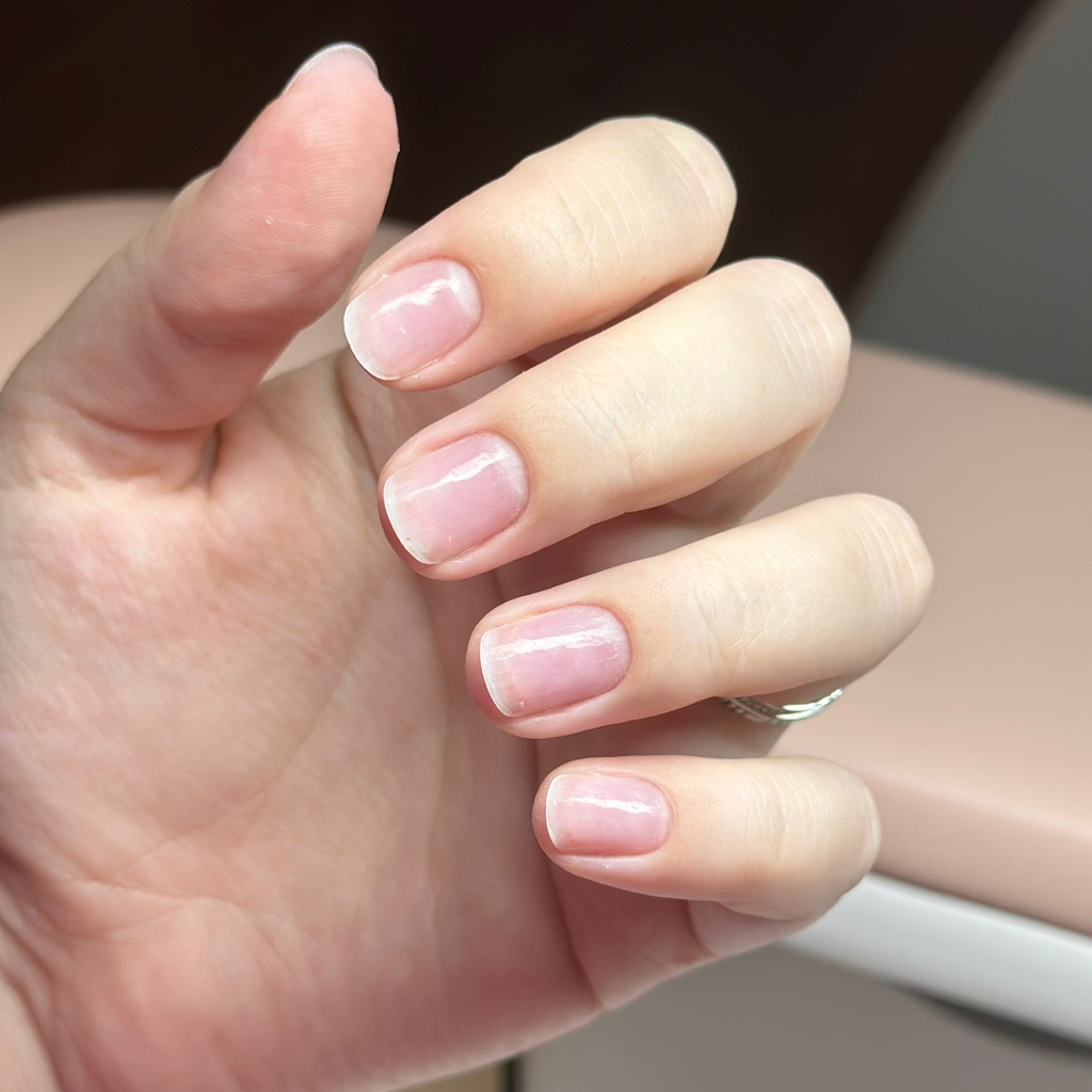 Маникюр без покрытия