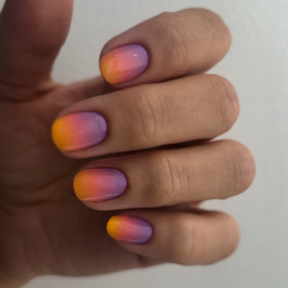 Комбинированный маникюр + покрытие гель-лак (градиент)