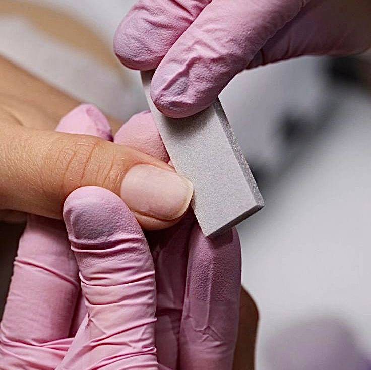 🔹Маникюр БЕЗ покрытия (снятие,маникюр+лечебное покрытие )