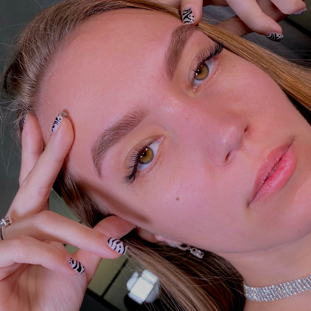 Ламинирование/осветление бровей (all inclusive)