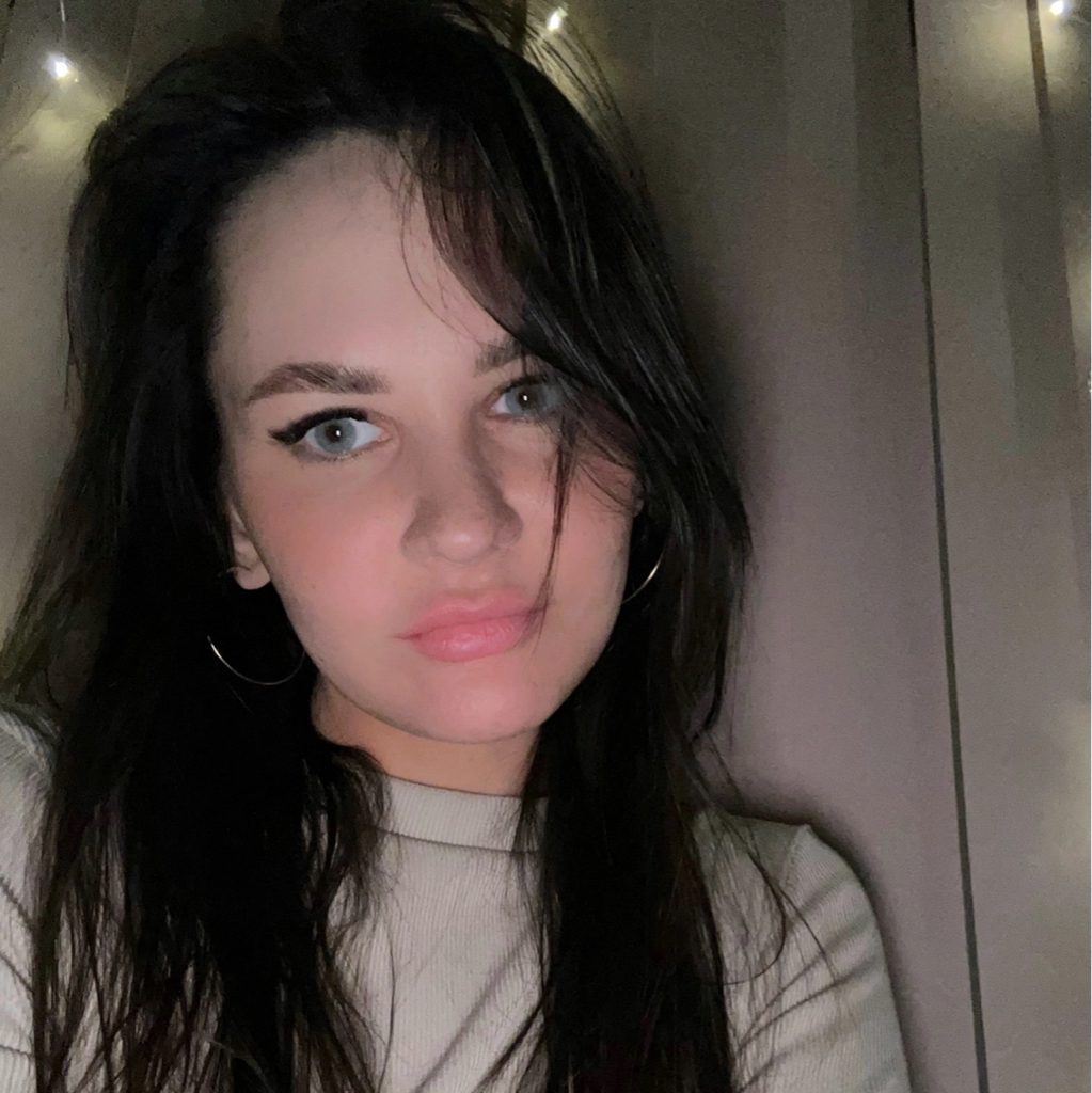 Елена Вдовина