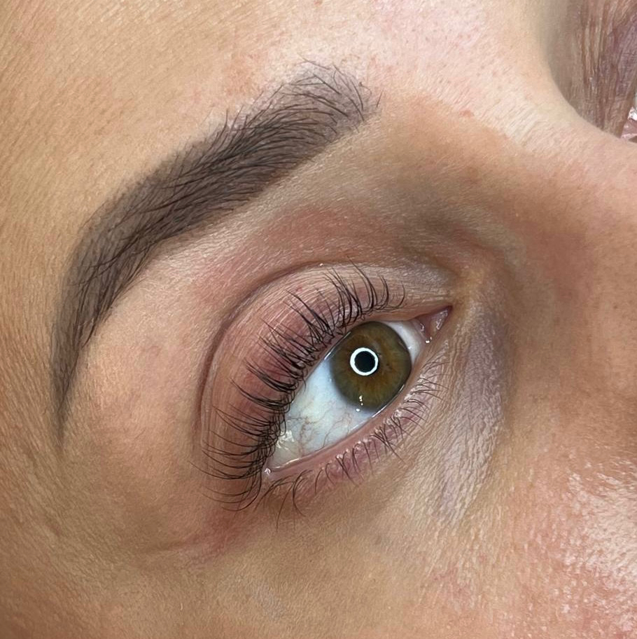 ✔️Ламинирование ресниц (входит окрашивание ресниц +уход )