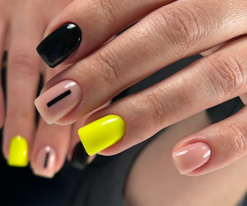 Маникюр с покрытием гель-лак