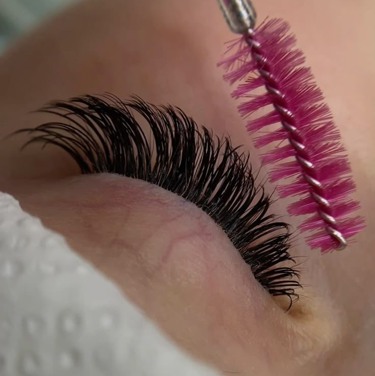 🔹Коррекция ресниц (спустя две недели ,но не более 3х недель носки)