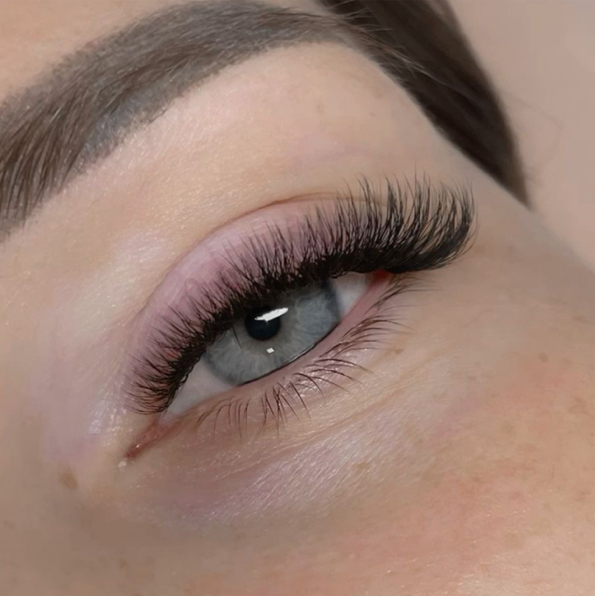 🔹Наращивание ресниц 2 D