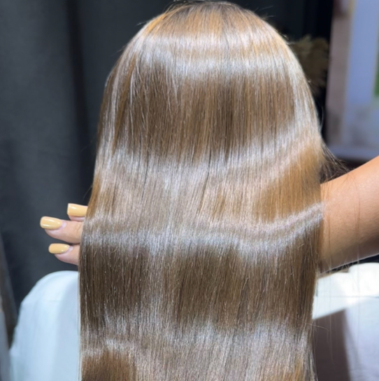 Кератиновое выпрямление