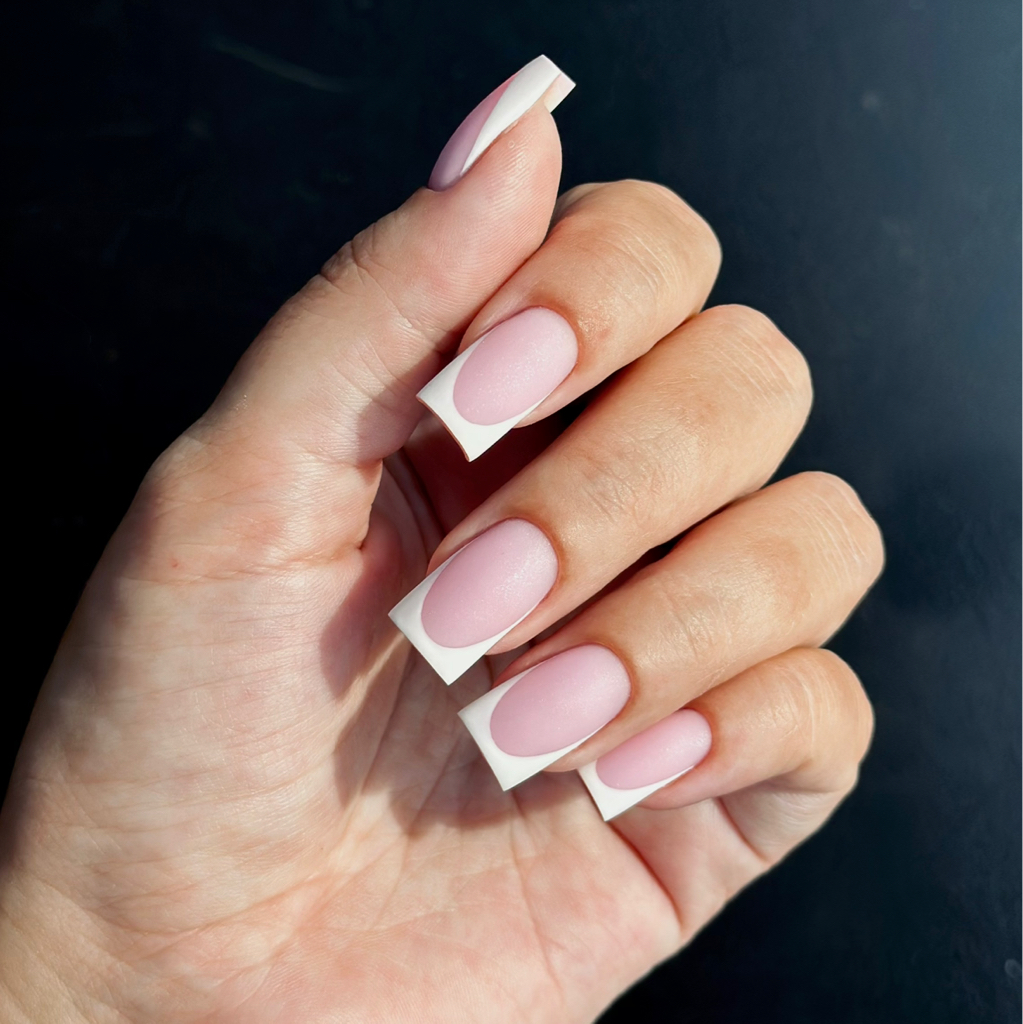 Маникюр с укреплением (гель) + снятие не моего покрытия