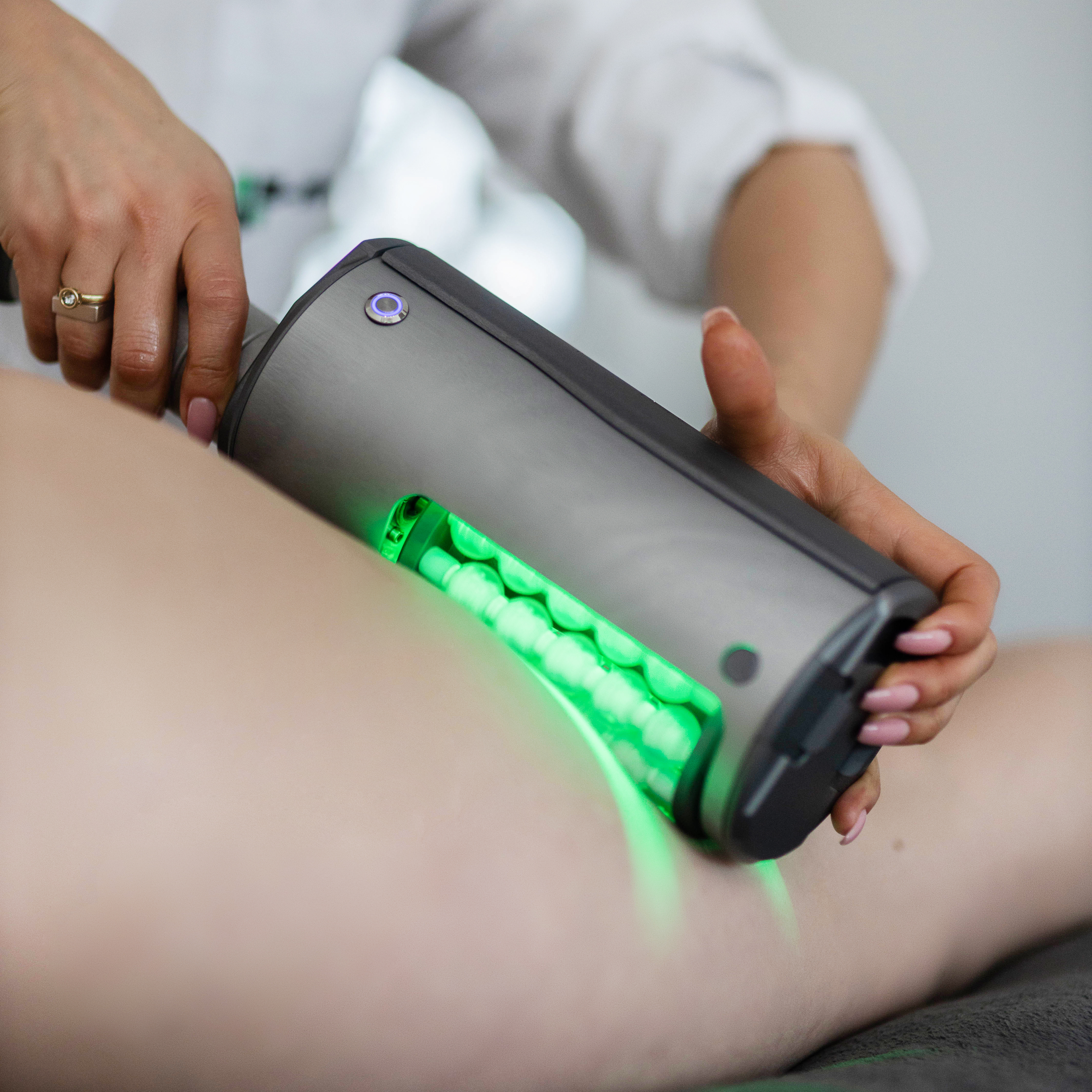 Абонемент №10 ЭМС 30 мин + Сфера 45 мин + прессотерапия 20 мин (5 сеансов)