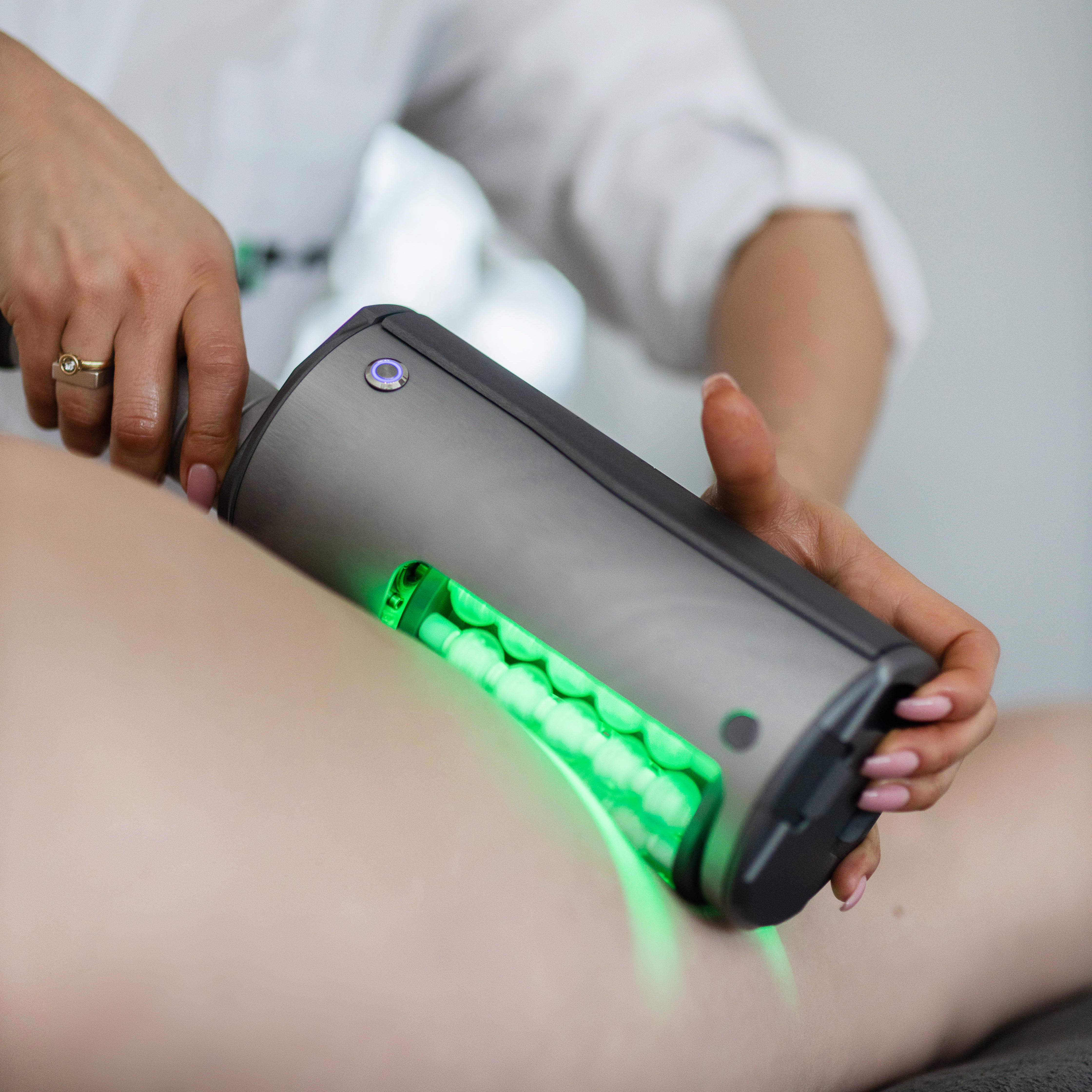 Абонемент №12 ЭМС 30 мин + Сфера 75 мин + прессотерапия 30 мин (5 сеансов)