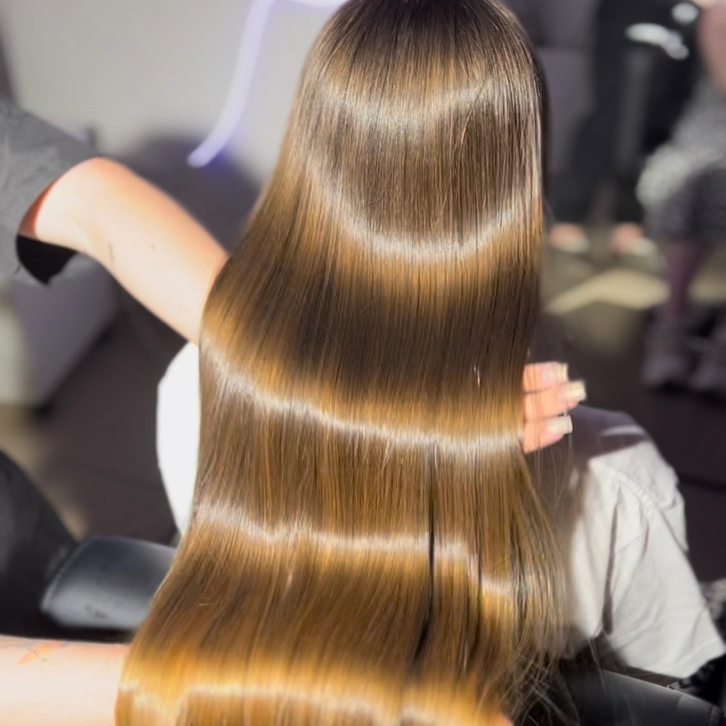 Кератиновое выпрямление / ботокс 
волос